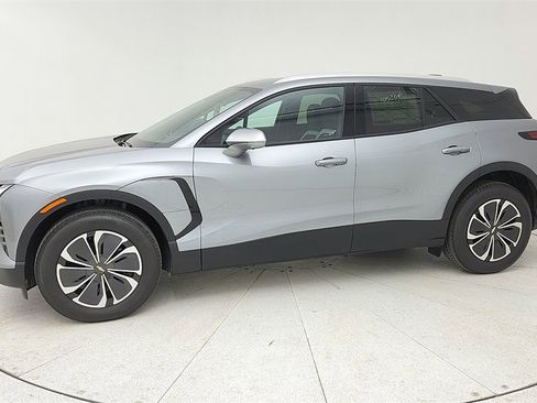 New 2025 Chevrolet Blazer EV LT image 2