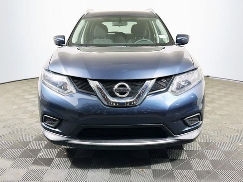 Used 2016 Nissan Rogue S w/ Appearance Package image 3