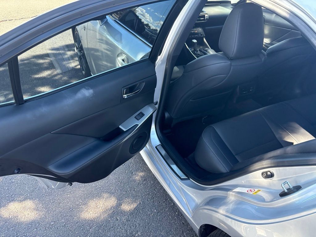 Used 2014 Lexus IS 250 w/ F-Sport Package RWD image 15