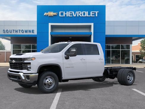 New 2026 Chevrolet Silverado 3500 W/T w/ WT Convenience Package AWD/4WD image 26
