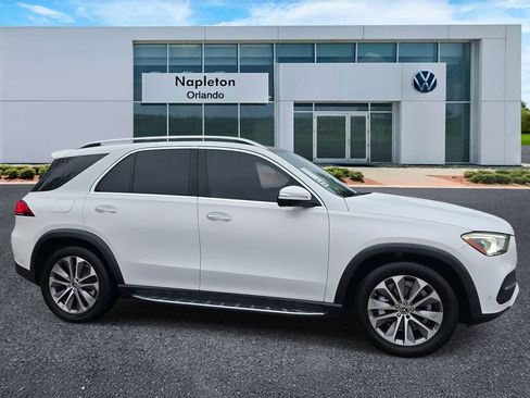 Used 2021 Mercedes-Benz GLE 350 w/ 3rd Row Seat Package image 3