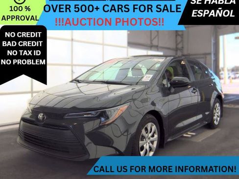 Used 2025 Toyota Corolla LE FWD image 1