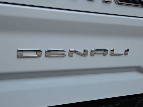 New 2026 GMC Sierra 3500 Denali Ultimate AWD/4WD image 8