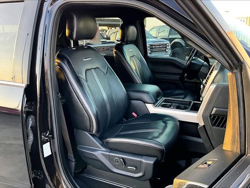 Used 2020 Ford F250 Platinum image 9