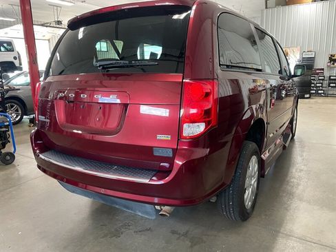 Used 2017 Dodge Grand Caravan SE w/ Power Window Group FWD image 9