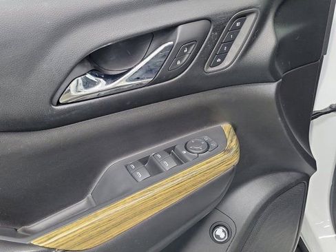 Used 2018 GMC Acadia Denali w/ Technology Package image 19