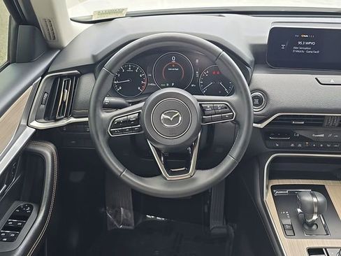 Used 2024 MAZDA CX-90 3.3 Turbo w/ Preferred Plus AWD/4WD image 16