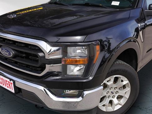 Used 2023 Ford F150 XLT image 3