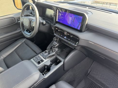 Certified 2024 Toyota Land Cruiser image 20