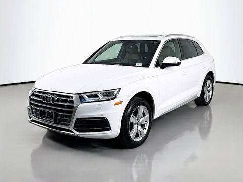 Used 2018 Audi Q5 2.0T Premium Plus w/ Premium Plus Package image 1