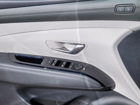 New 2026 Hyundai Tucson Limited AWD/4WD image 7