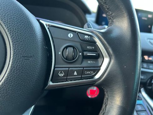 Used 2023 Acura TLX image 19