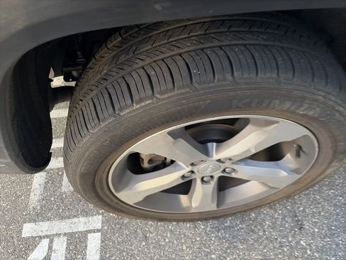 Used 2021 Jeep Grand Cherokee L Limited image 5