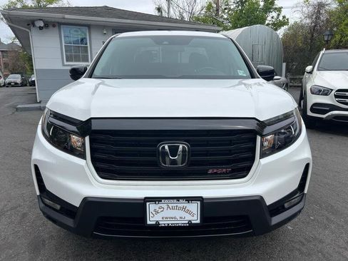 Used 2023 Honda Ridgeline Sport image 2