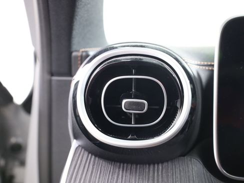 Certified 2026 Mercedes-Benz C 300 4MATIC Sedan image 9