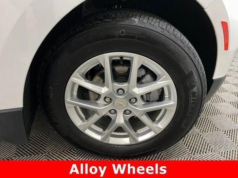Used 2022 Chevrolet Equinox LT image 49