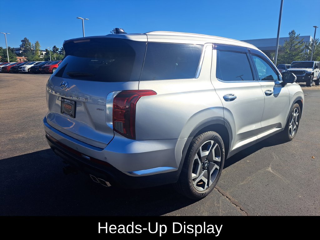 Used 2023 Hyundai Palisade Limited AWD/4WD image 3