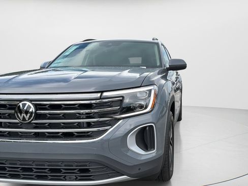 New 2026 Volkswagen Atlas SE FWD image 9