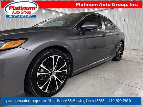 Used 2018 Toyota Camry SE image 49