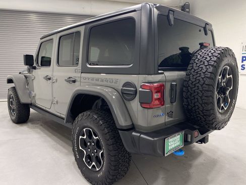 Used 2023 Jeep Wrangler Unlimited Rubicon 4xe w/ Cold Weather Group AWD/4WD image 6