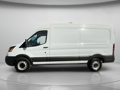 New 2026 Ford Transit 250 148 Medium Roof image 15