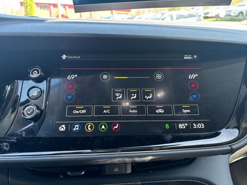 Used 2022 Buick Envision Avenir w/ Technology Package II AWD/4WD image 23