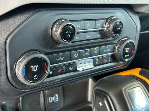 Used 2023 Ford Bronco Badlands AWD/4WD image 36