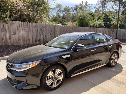 Used 2017 Kia Optima EX image 6