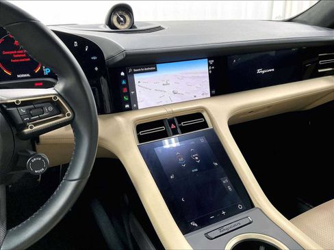 Used 2020 Porsche Taycan Turbo S image 19