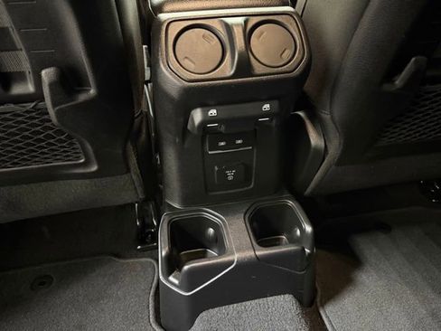 Used 2021 Jeep Wrangler Unlimited Rubicon w/ Steel Bumper Group AWD/4WD image 23