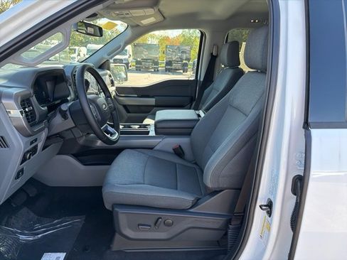 New 2025 Ford F150 XLT w/ Equipment Group 302A MID image 9