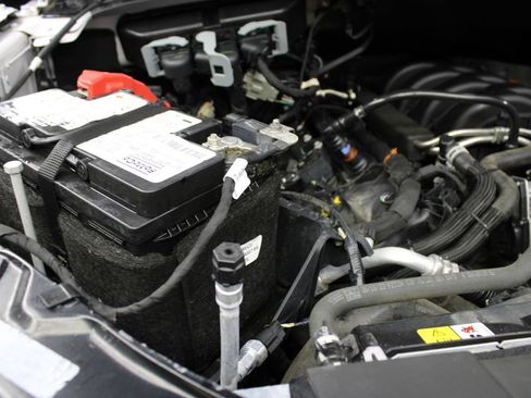 Used 2023 Ford F150 Lariat w/ Equipment Group 502A High AWD/4WD image 32