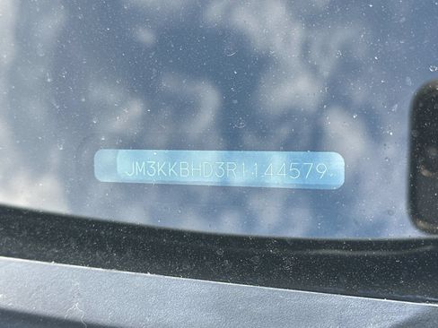 Used 2024 MAZDA CX-90 3.3 Turbo w/ Preferred Package AWD/4WD image 2