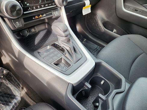 New 2025 Toyota RAV4 LE image 18