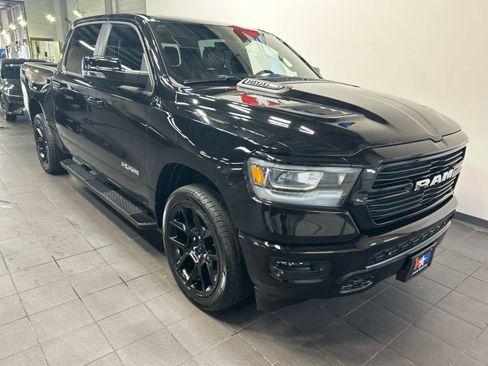 Used 2023 RAM 1500 Laramie AWD/4WD image 2