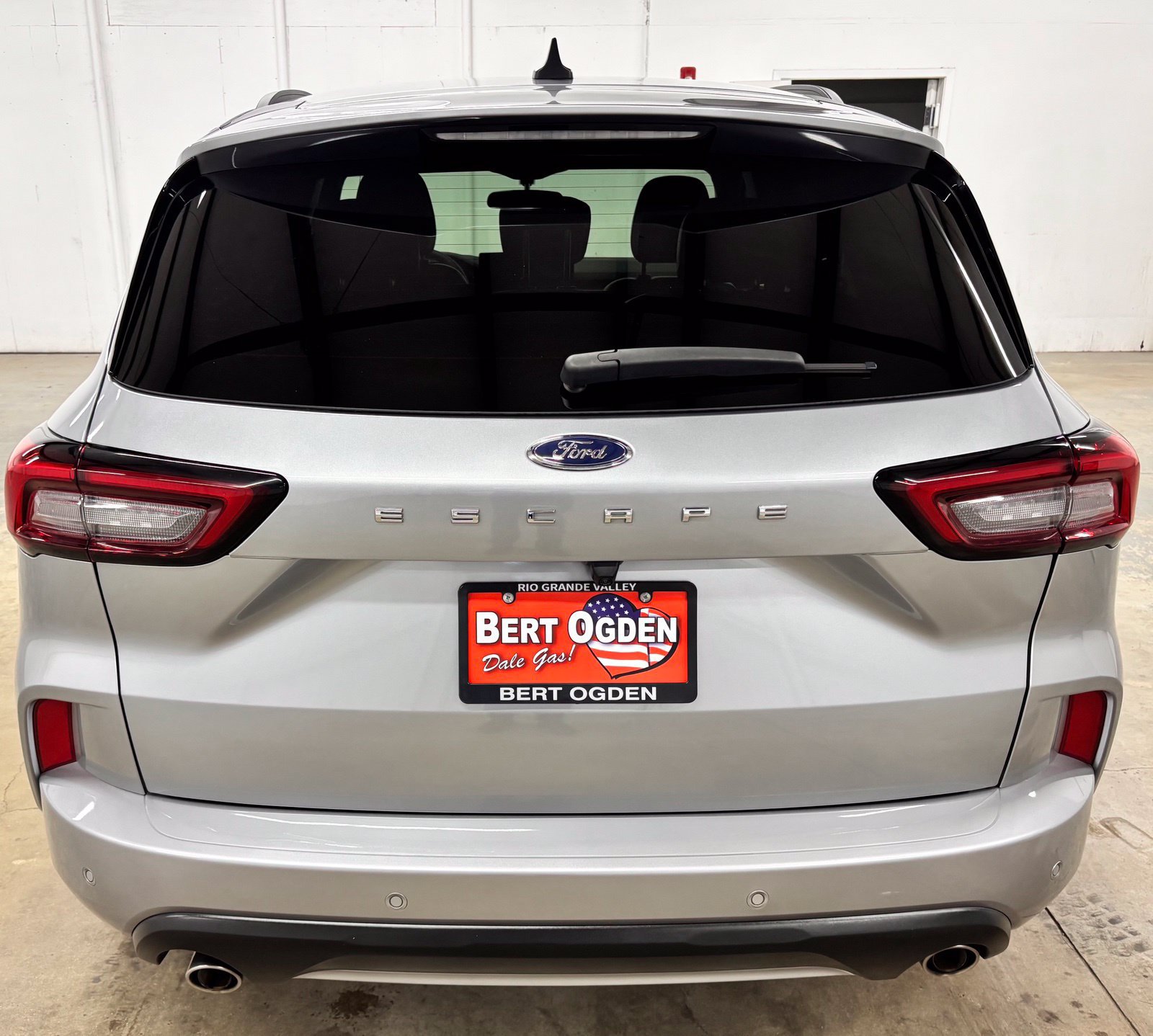 Used 2024 Ford Escape ST-Line w/ Tech Pack #1 FWD image 5