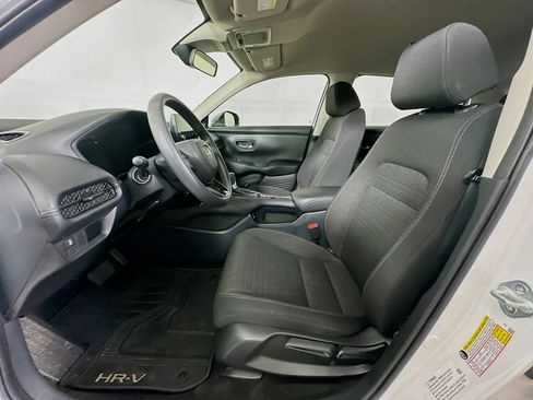 Used 2023 Honda HR-V LX image 13