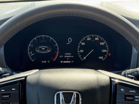 Used 2025 Honda Odyssey EX-L image 23