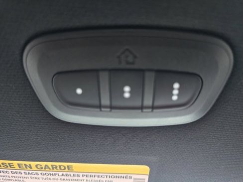 Used 2025 RAM 2500 Laramie image 19