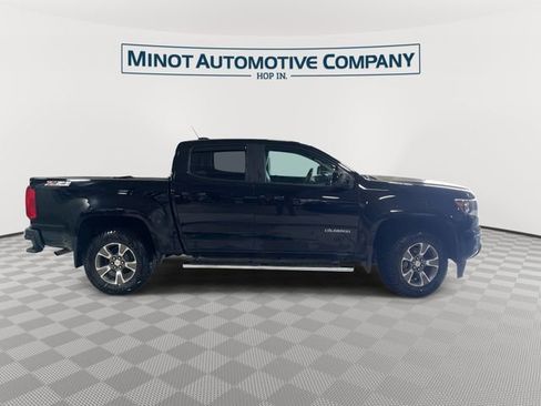 Used 2020 Chevrolet Colorado Z71 w/ LPO, Premium Interior Package AWD/4WD image 9