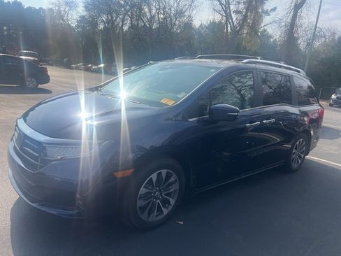 Used 2022 Honda Odyssey EX-L image 3