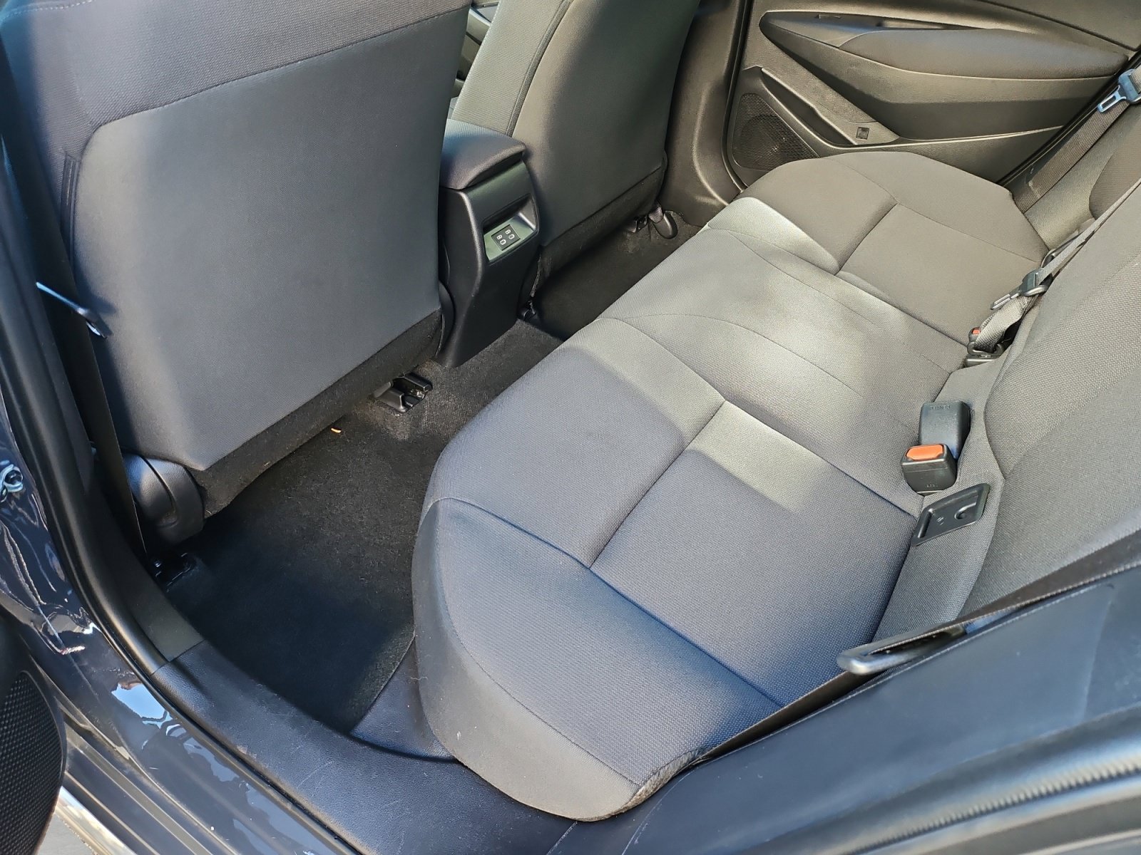 Used 2024 Toyota Corolla LE FWD image 33