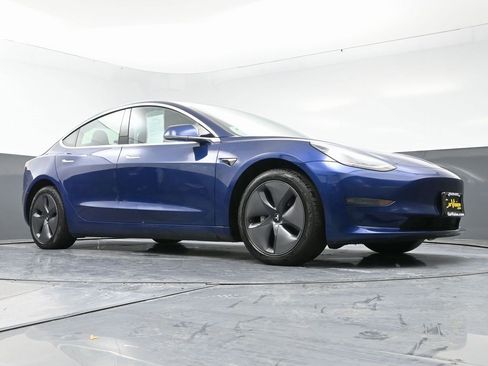 Used 2019 Tesla Model 3 Long Range image 51