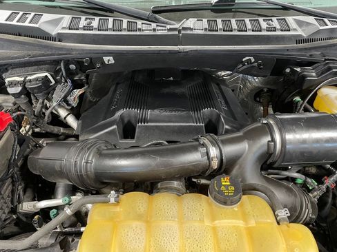 Used 2017 Ford F150 XLT w/ Equipment Group 302A Luxury image 34