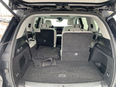 Used 2022 Jeep Grand Cherokee L Overland w/ Advanced Protech Group III image 22