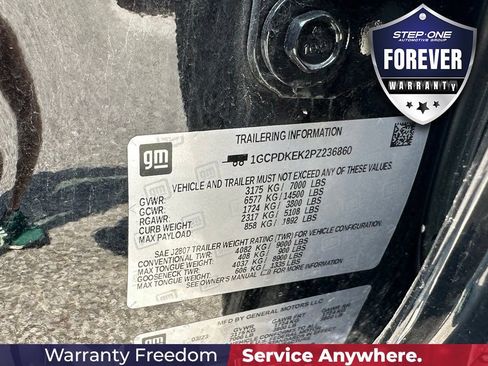 Used 2023 Chevrolet Silverado 1500 LT AWD/4WD image 11