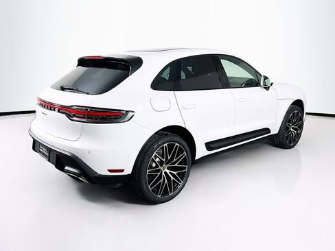New 2026 Porsche Macan image 9