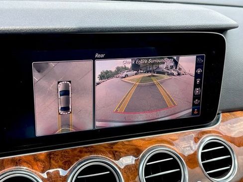 Certified 2019 Mercedes-Benz E 300 4MATIC image 28