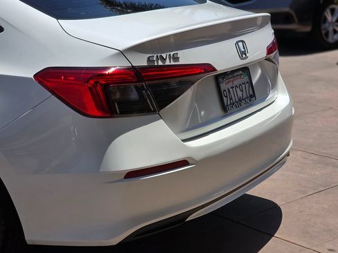 Used 2022 Honda Civic Sport image 10