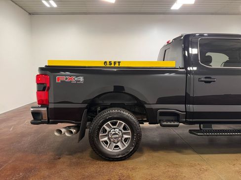 Used 2023 Ford F250 Lariat w/ FX4 Off-Road Package AWD/4WD image 37